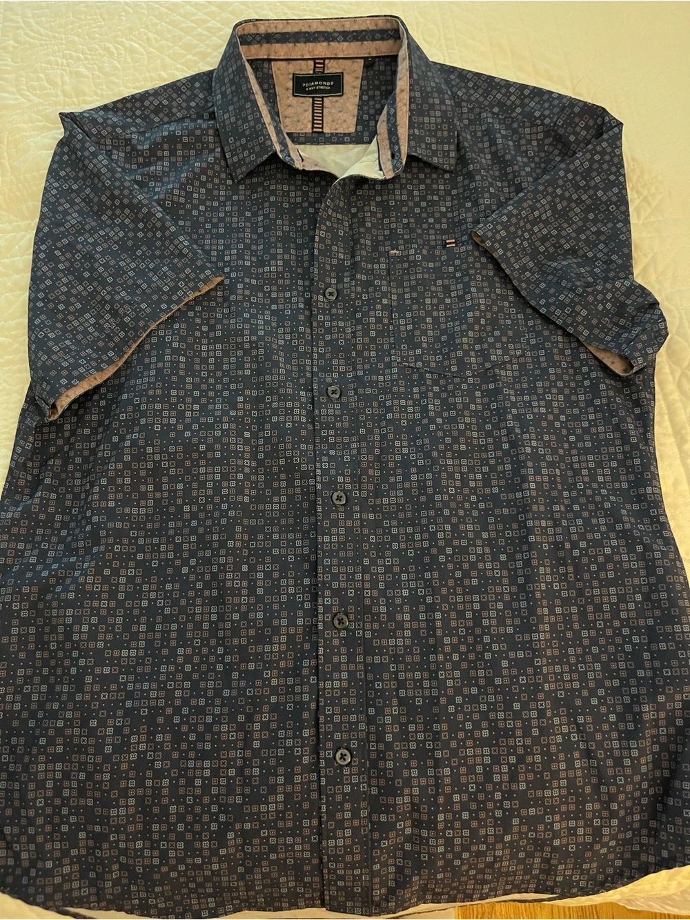 7 Diamonds Fancy Like 4-Way Stretch Short Sleeve Shirt Size M